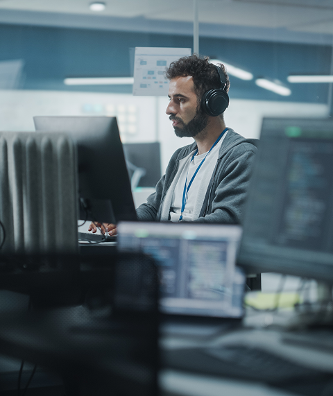 Wir übernehmen Ihre gesamte IT – damit Sie sich auf Ihr Business konzentrieren können.